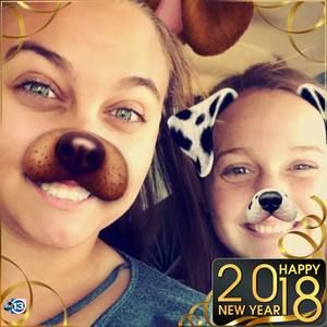 Meet your Posher, Rayven